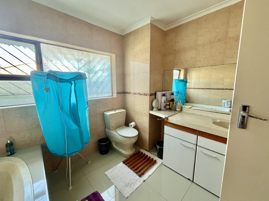4 Bedroom Property for Sale in Mandalay Western Cape